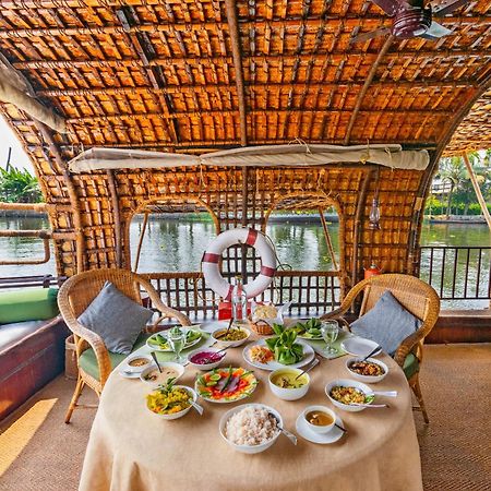 Отель Spice Coast Cruises - Houseboat, A Cgh Earth Experience Alappuzha Экстерьер фото